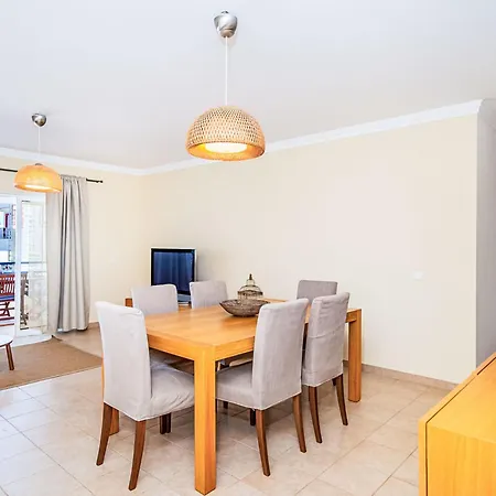 아파트 Mediterraneo By Interhome