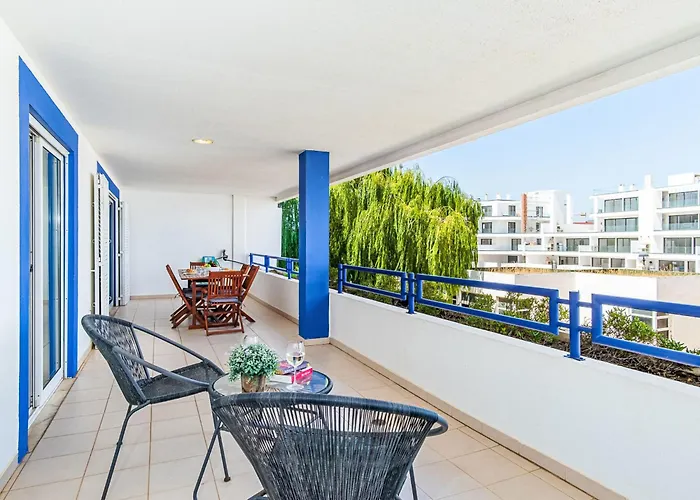 Mediterraneo By Interhome